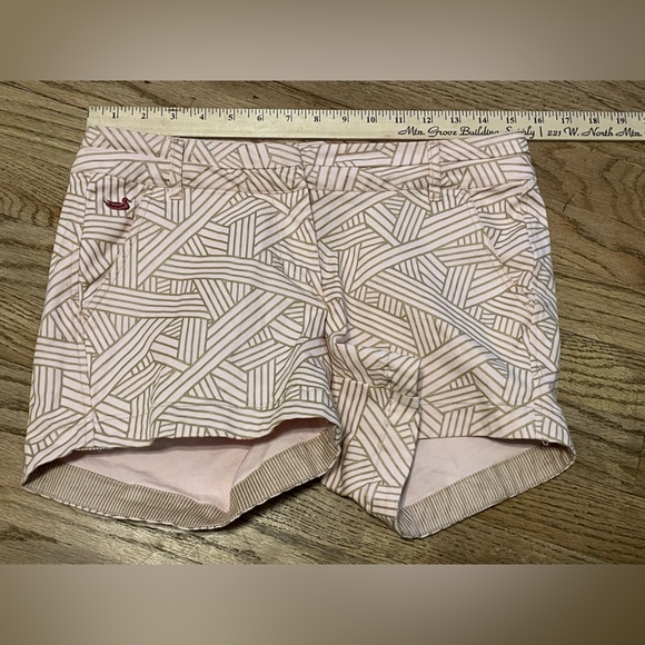 Southern marsh‎ Patterned Beige and pink  Shorts - Picture 1 of 5